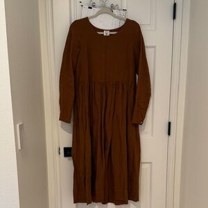 Son de flor smock dress in Warm Brown, size XS